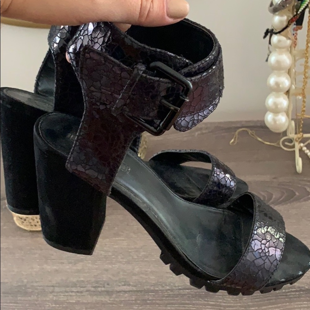 FOREVER 21 sAndals